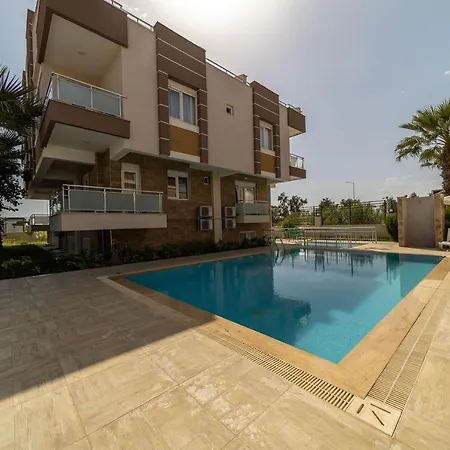 公寓 Lovely Studio Apartment With Shared Pool Near Beach In Muratpasa, Antalya 安塔利亚